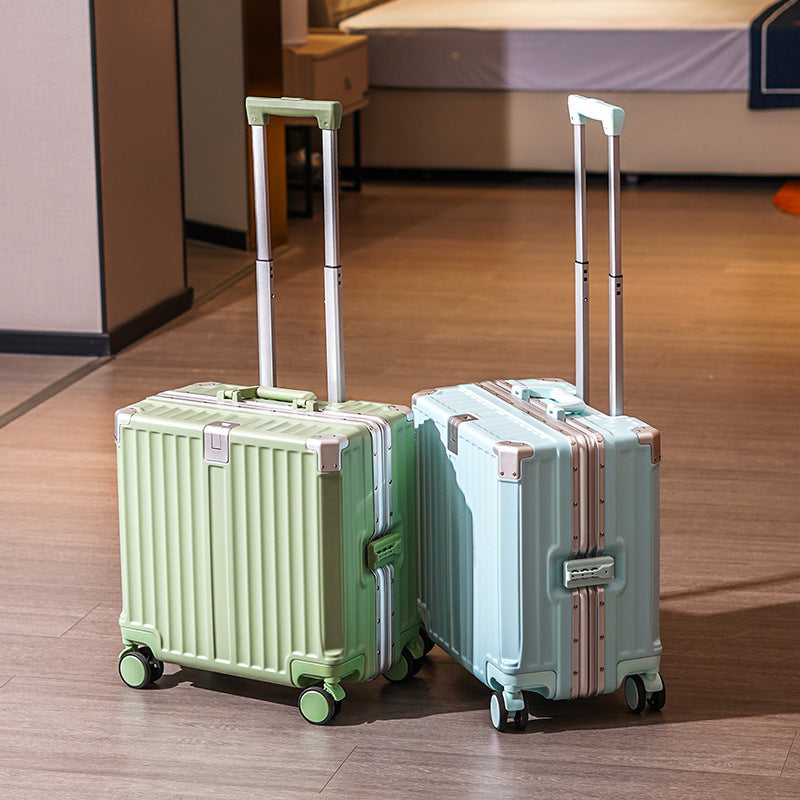 Premium Rugged Hard-Shell Rolling Suitcase Skanto