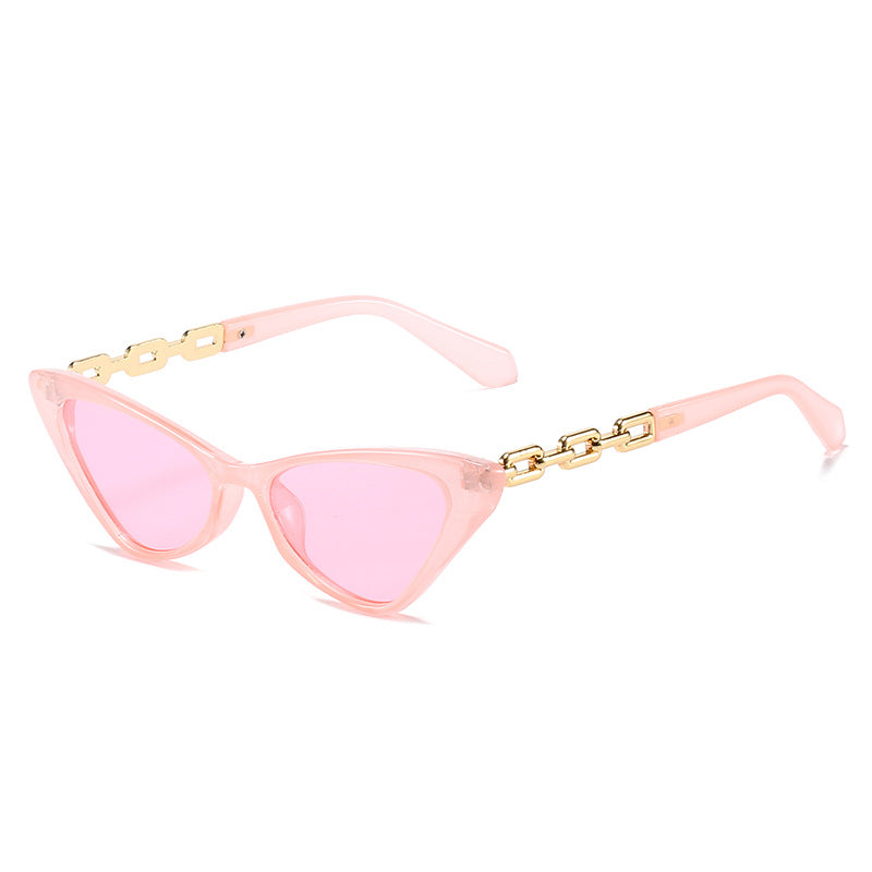 Dame Cat-Eye solbriller med stilige kjedeaksenter Skanto