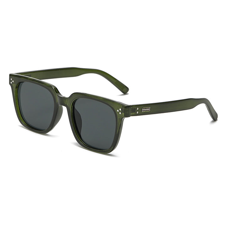 Dame solbrille i moderne kvadratdesign med polariserte linser Skanto