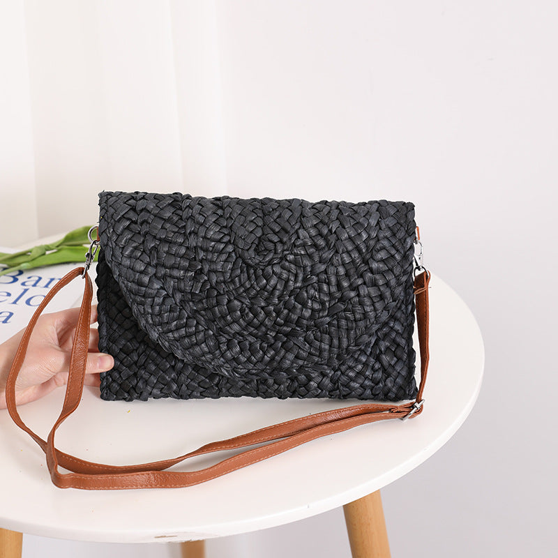 Handmade basket bag with elegant wave pattern Skanto