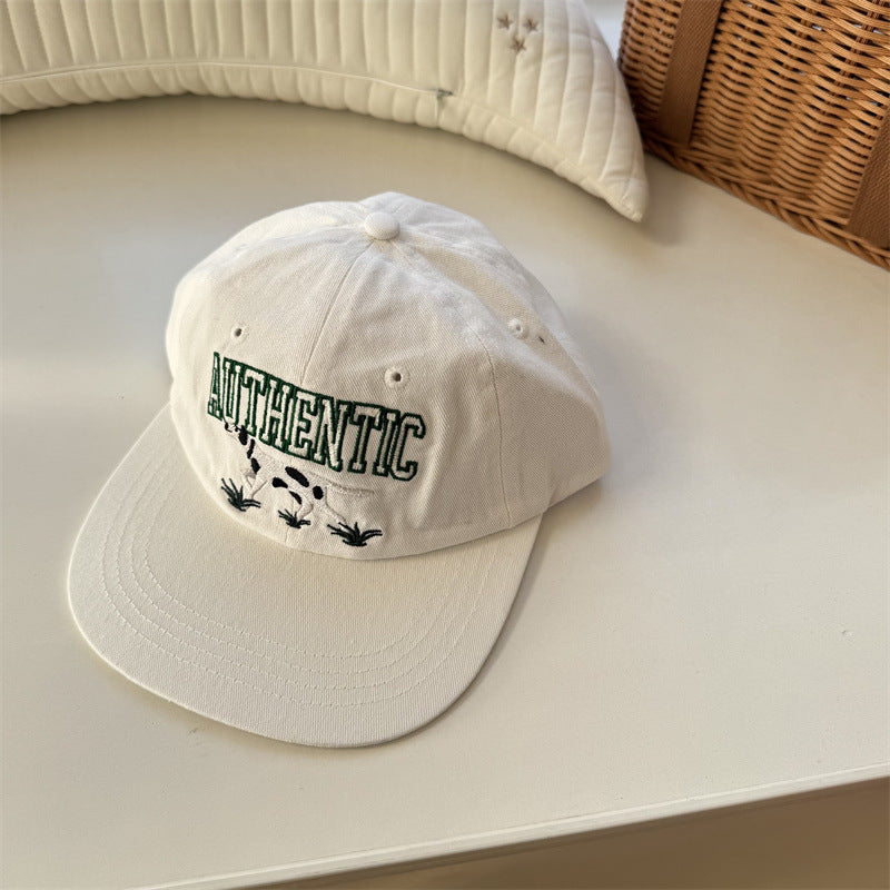 Kvinnebrodert ku grafikk baseball cap Skanto
