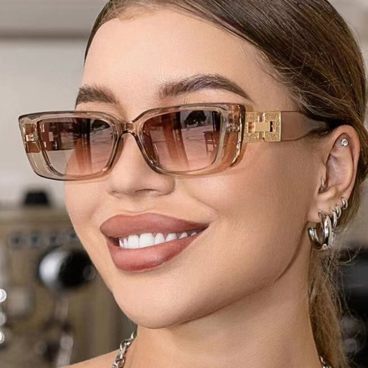 Women's Fashionable Oversized Sunglasses with Unique Leopard Print Skanto