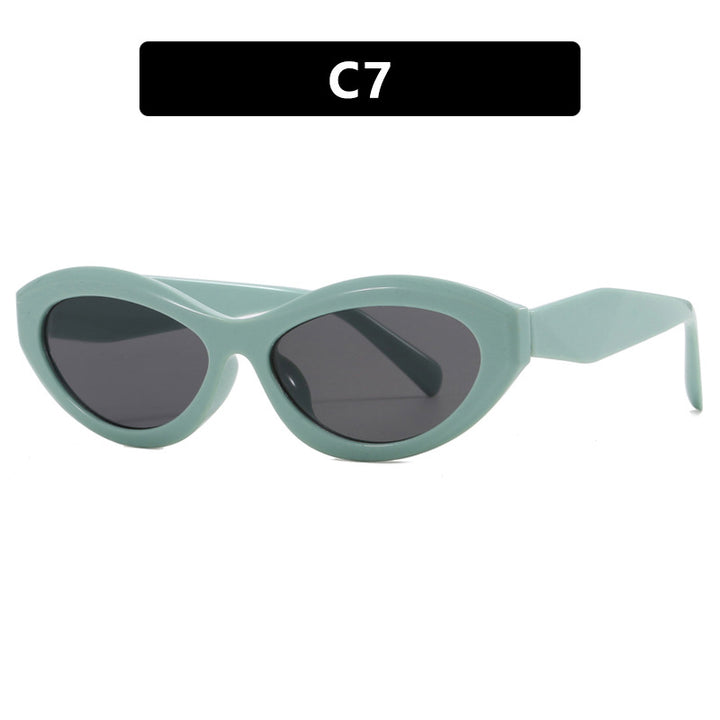 Dame Cat-Eye solbrille med stilig ramme Skanto