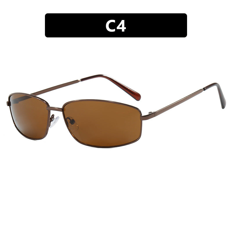 Women's sporty sunglasses with trendy metal detailing Skanto
