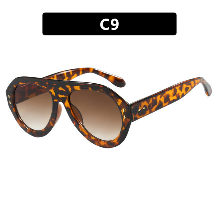 Women's fashion sunglasses with extravagant design Skanto