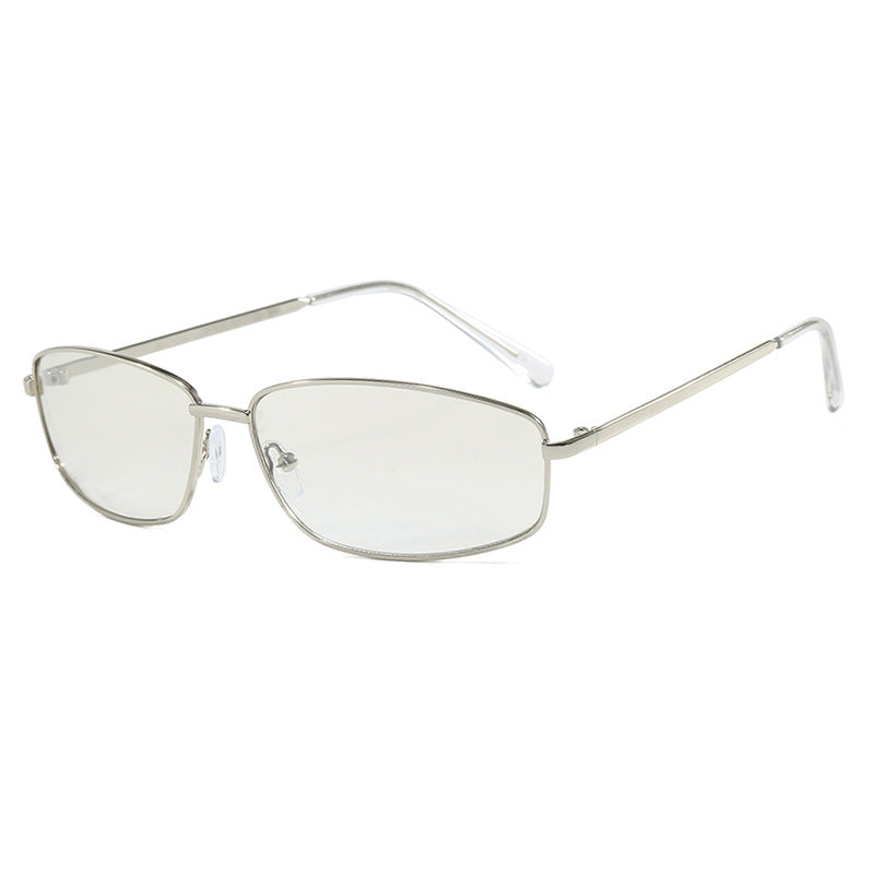 Women's sporty sunglasses with trendy metal detailing Skanto