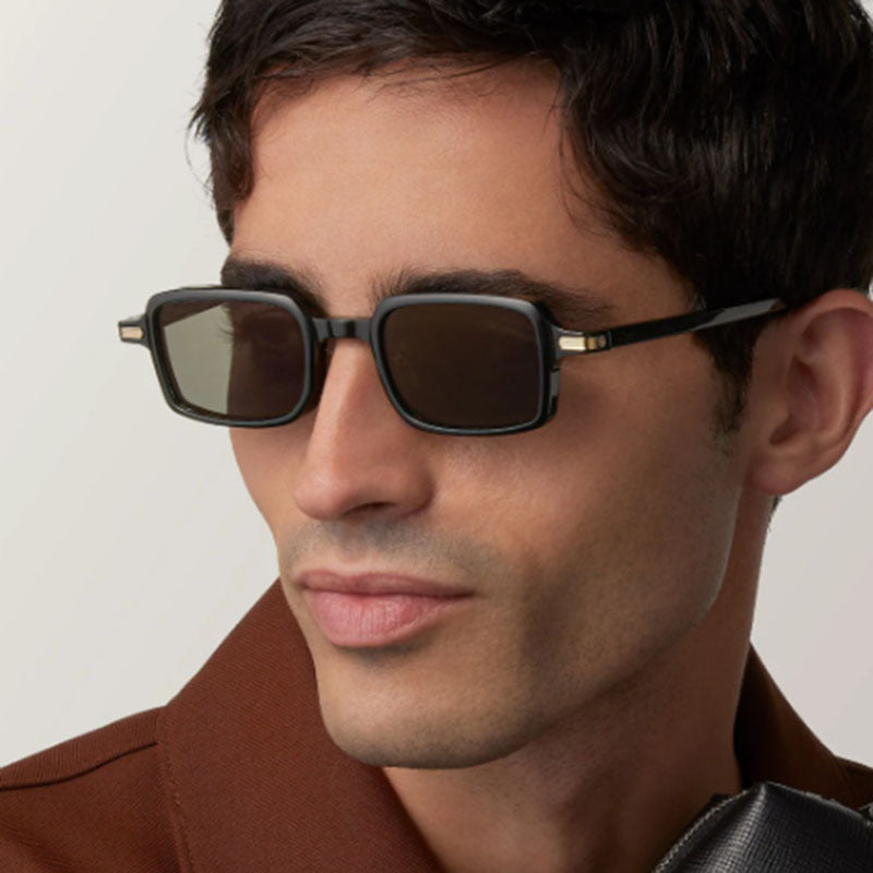 Women's square sunglasses with protective UV filter and robust frame Skanto