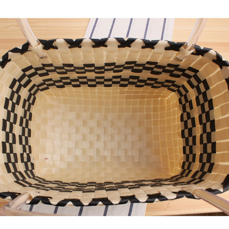 Tote bag with modern checkered pattern and sturdy handles Skanto