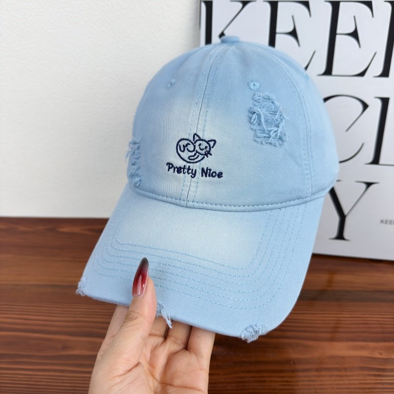 Kvinnenes Slitt Uformell Brodert Baseball Caps Skanto