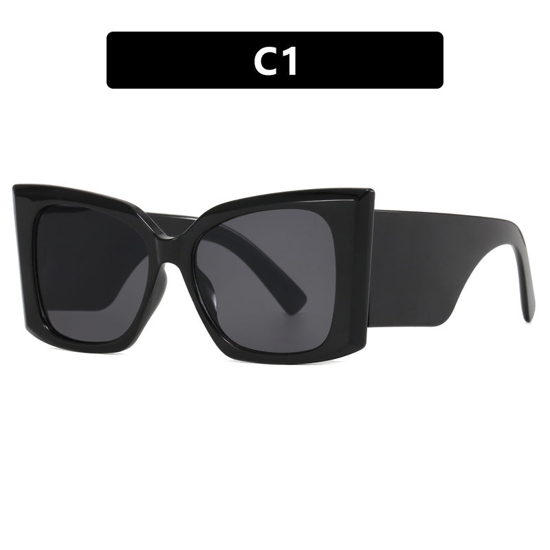 Women's oversized sunglasses with stylish cat-eye design Skanto