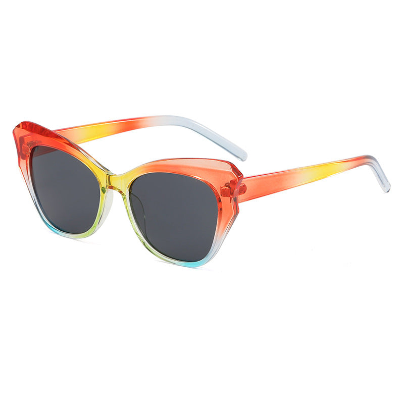 Dame Cat-Eye Solbrille med stilfullt design Skanto