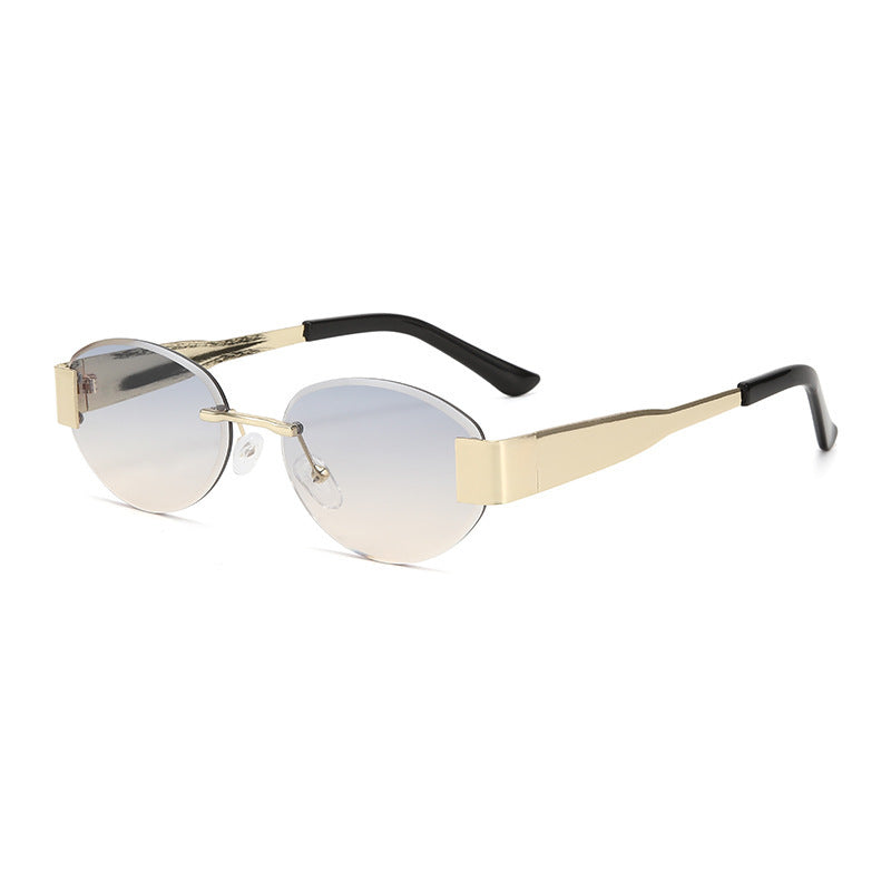 Women's glamorous sunglasses with clear, elegant frame and protective UV filter Skanto