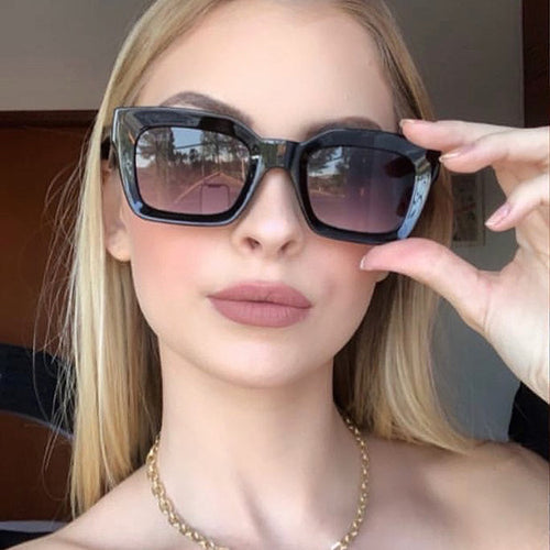 Dame oversized solbrille med markant design Skanto