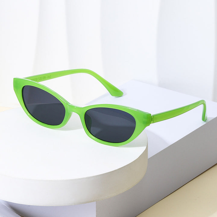 Dame cat-eye solbriller med moderne design og UV-beskyttelse Skanto