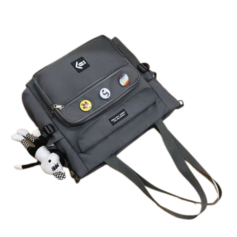 Praktisk ryggsekk-veske med flere rom Skanto