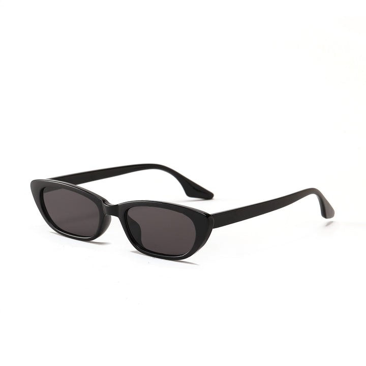 Dame moteriktig solbrille med unikt design og UV-beskyttelse Skanto
