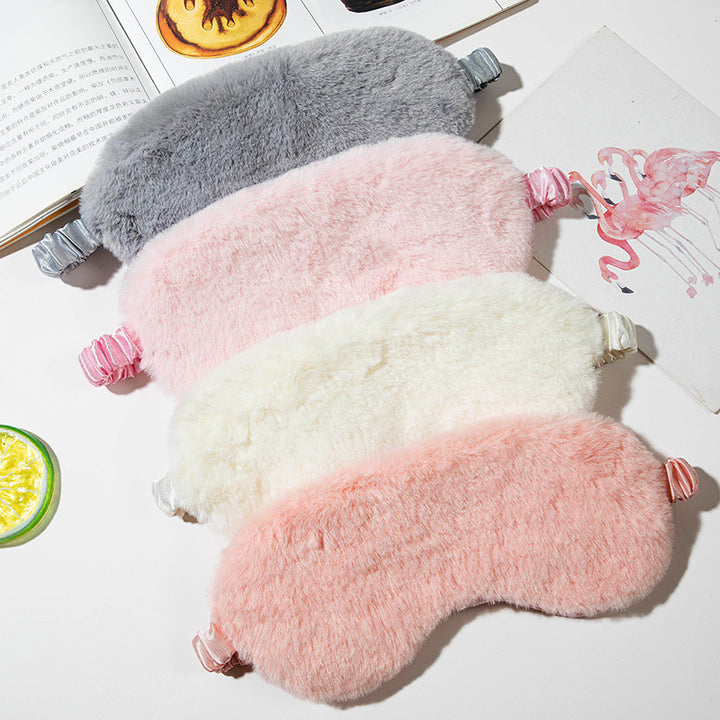 Dame nan fluffy ergonomisk øyemaske med justerbart satinsbånd og mykt kunstpelsdeksel Skanto