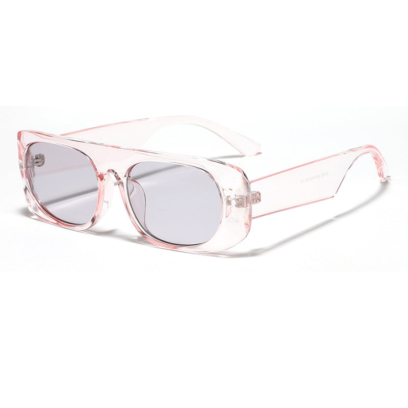 Dame moteriktig solbrille med transparant og geometrisk ramme Skanto