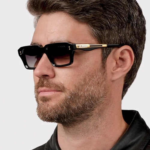 Women's Stylish Square Sunglasses with Luxurious Tortoiseshell Pattern and Durable Frame Skanto