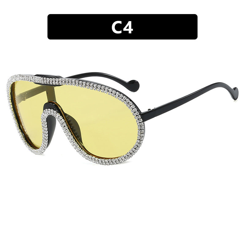Women's extravagant sunglasses with sparkling frame Skanto