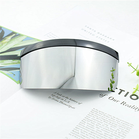 Dame Sport-solbriller i futuristisk design Skanto