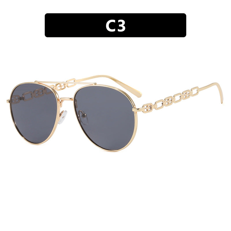 Women's eye-catching sunglasses with luxurious chain detail and polarized lenses Skanto