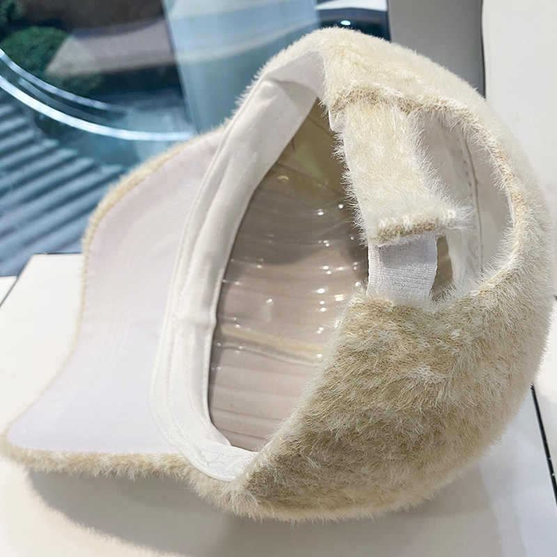 Kvinnens luksuriøse fleece dekorert baseball cap Skanto