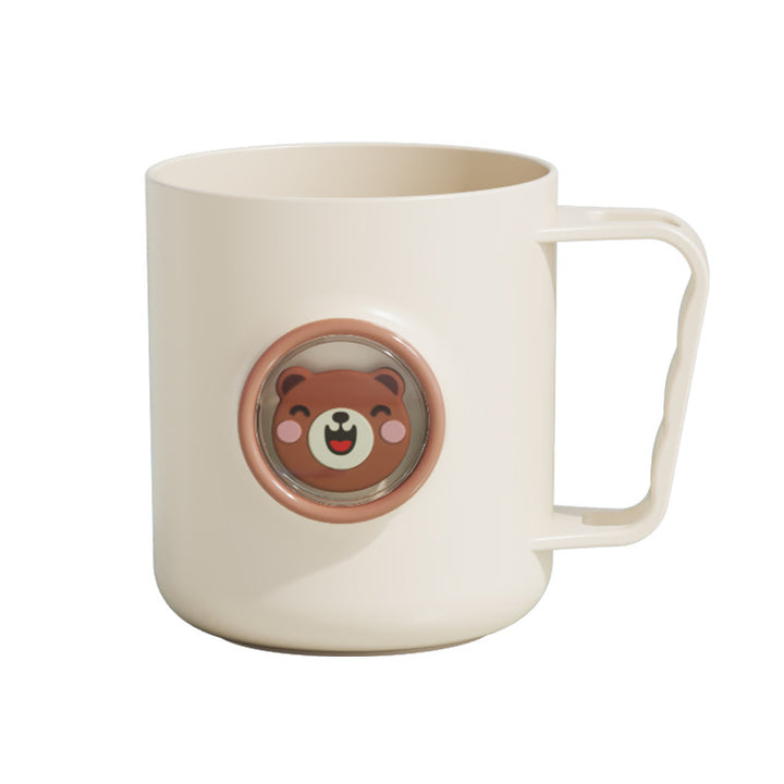 Kvinnes søte kaffekopp med munter bjørn design Skanto
