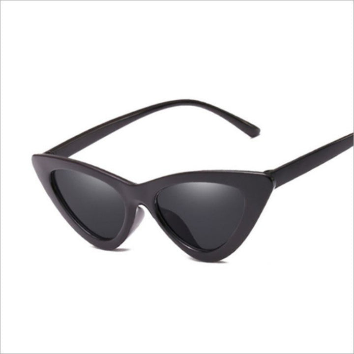 Dame Cat-Eye solbriller med stilig design Skanto
