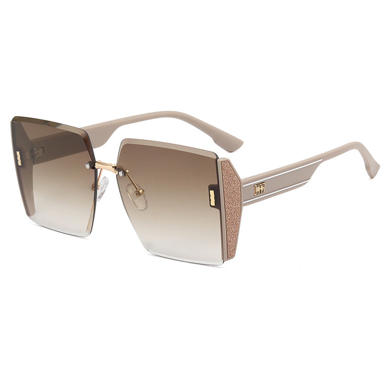 Dame Oversized Glamour Solbrille Skanto