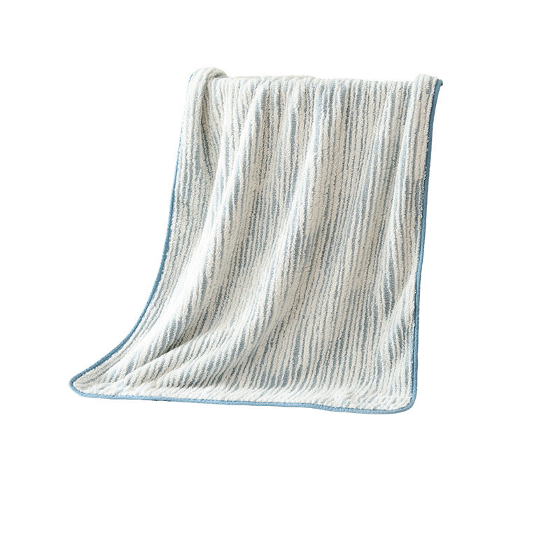 Koseserviett med moderne stripemønster Skanto