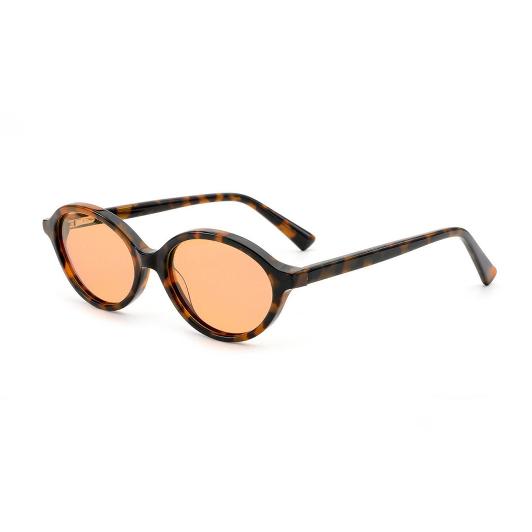 Dame solbrille i elegant, strukturert design med polarisert glass Skanto
