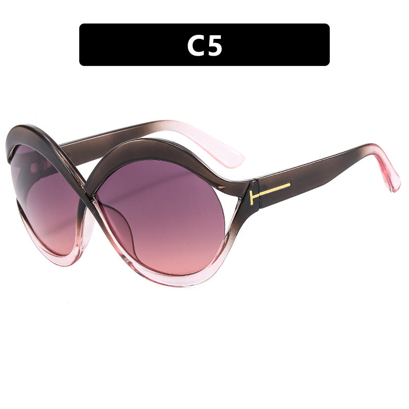 Women's Extravagant Cat-Eye Sunglasses with Curved Frame Skanto