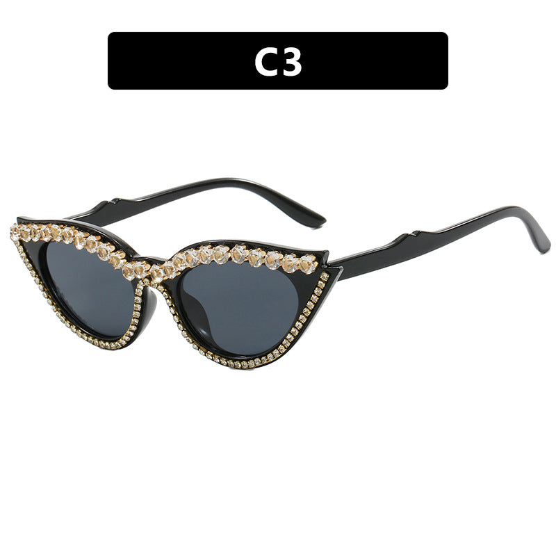 Women's Cat-Eye Sunglasses with Sparkling Rhinestones Skanto