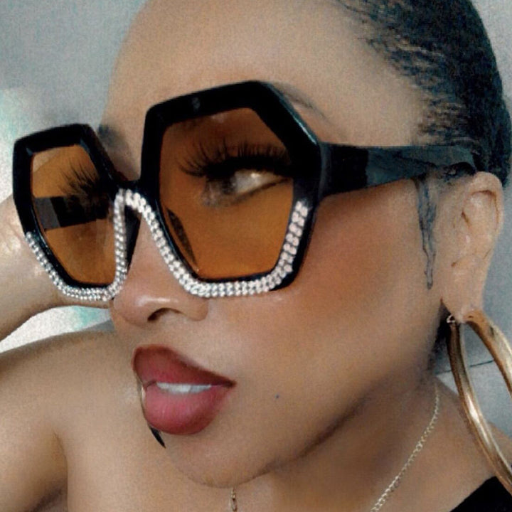 Women's extravagant sunglasses with hexagonal frame and rhinestone accents Skanto