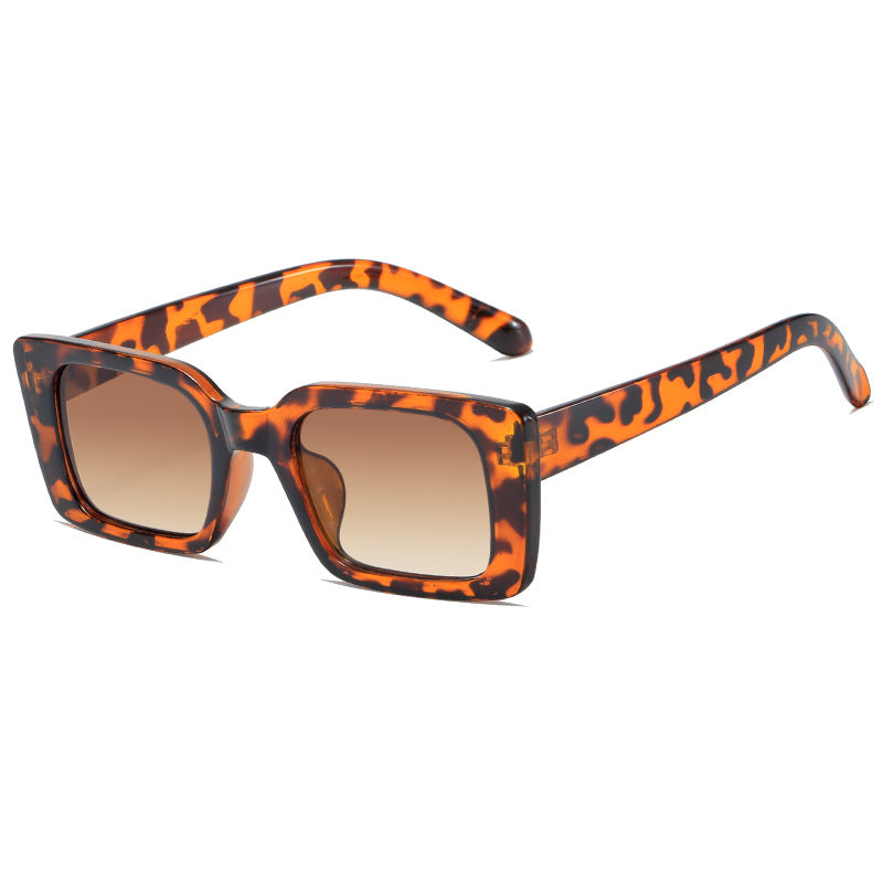 Women's fashionable square sunglasses with wide, glossy frame Skanto