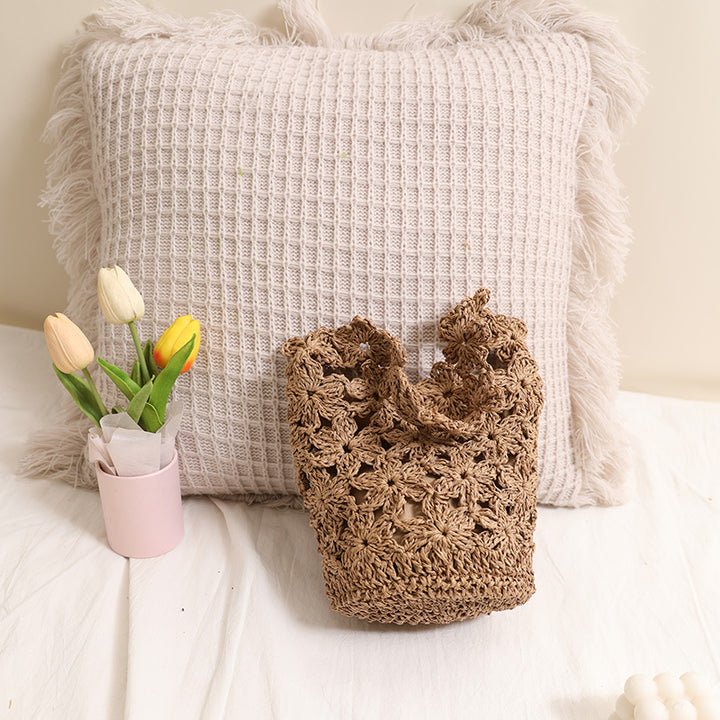 Handmade macrame bag in floral design Skanto