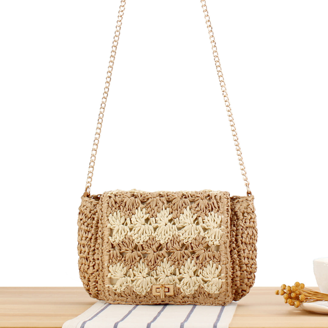 Shoulder bag made of handmade braided natural material with elegant closure Skanto