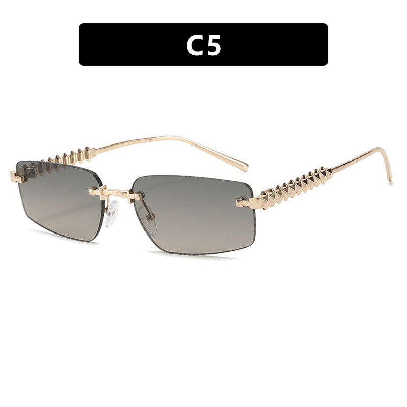 Women's square sunglasses with filigree frame and luxurious details Skanto