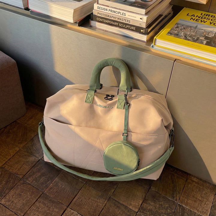 Elegant Reisetaske med praktisk tilbehør Skanto