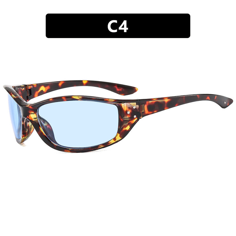 Women's Sporty Sunglasses with Ergonomic Frame and UV Protection Skanto