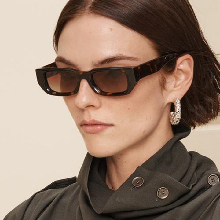 Women's trendy sunglasses with innovative transparent frame and polarized lens Skanto