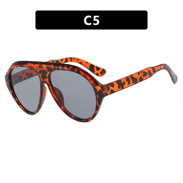 Women's oversized sunglasses with stylish design and protective UV filter Skanto