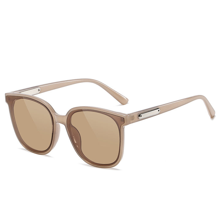 Dame oversized solbriller med moderne kvadratisk ramme Skanto