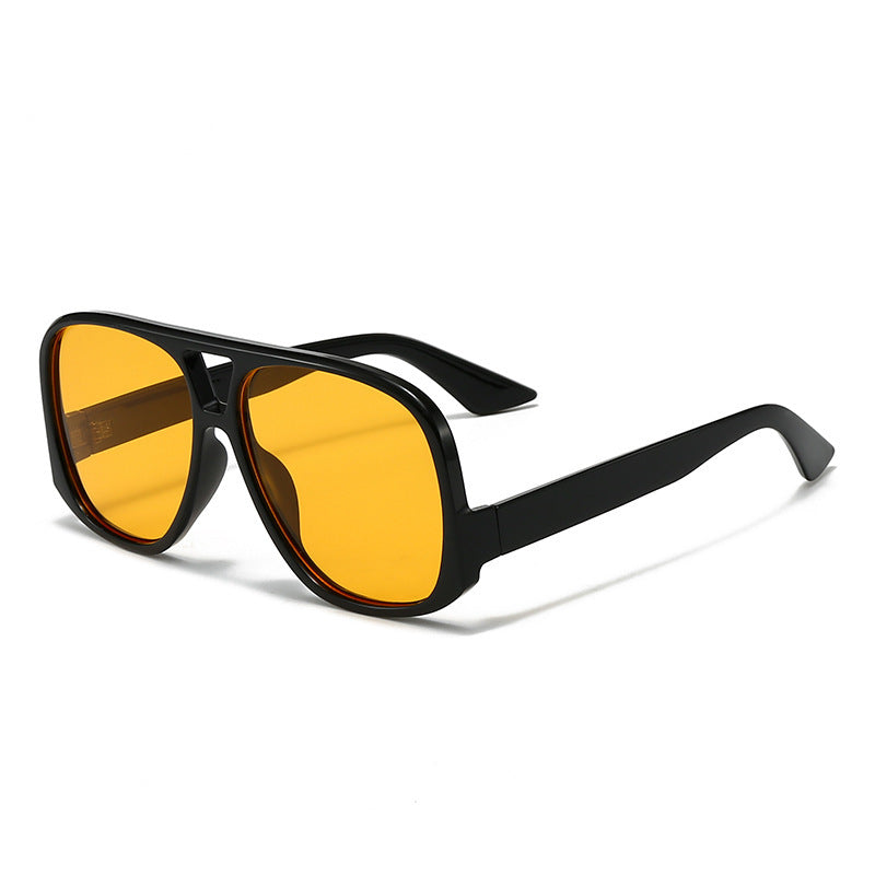 Women's trendy oversized sunglasses in modern tortoise pattern Skanto