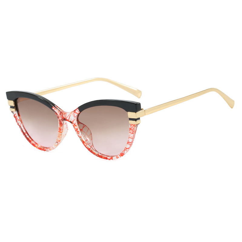 Damer Cat-Eye solbrille med elegante metallakenter Skanto