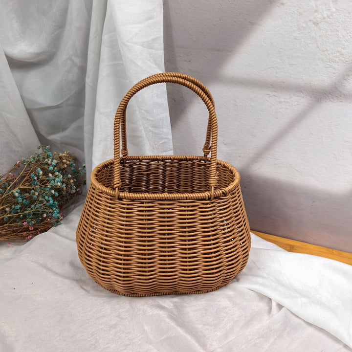 Dame stilige Rattan-beholder med perlehåndtak Skanto