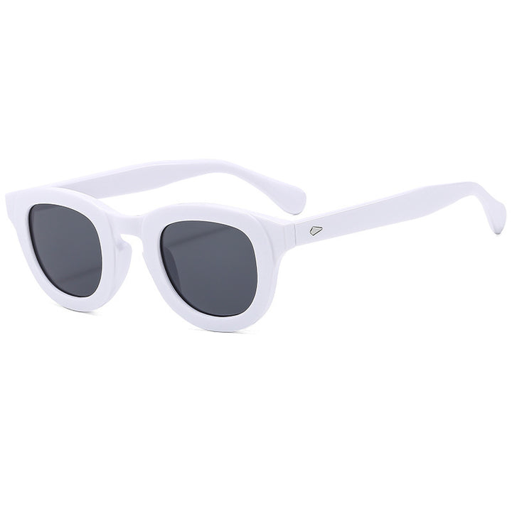 Dame solbrille med moteriktig cat-eye design og UV-beskyttelse Skanto