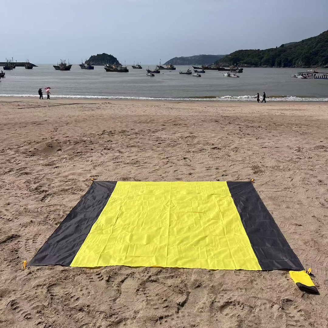 Beach Blanket Skanto