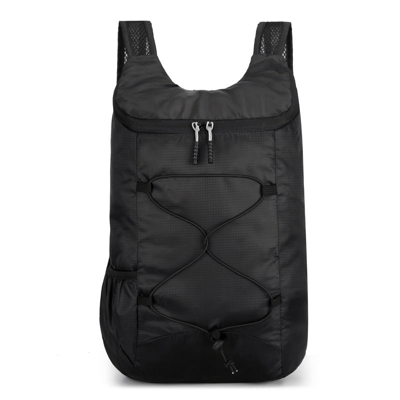 Unisex nan ultralett sammenleggbart dagsryggsekk laget av ripstop med elastisk utvendig bungee og polstrede stropper Skanto